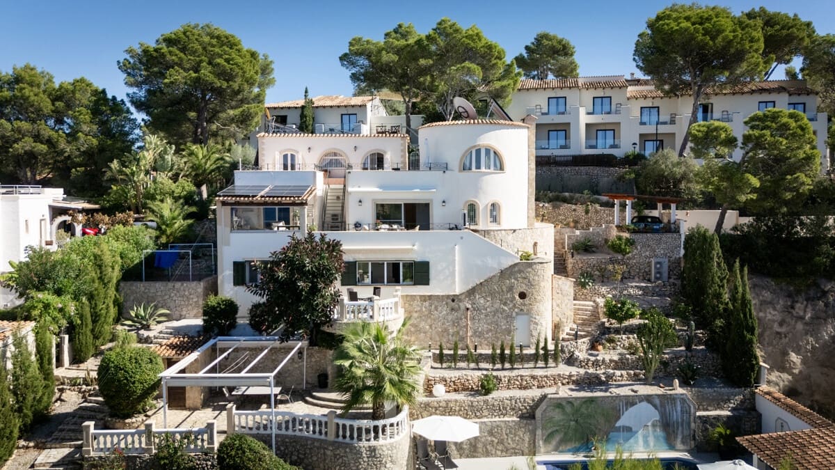 5 soveværelse Villa til salg i Santa Ponsa med swimmingpool garage - € 3.900.000 (Ref: 10175690)