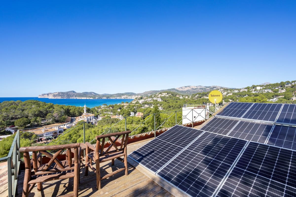 5 soveværelse Villa til salg i Santa Ponsa med swimmingpool garage - € 3.900.000 (Ref: 10175690)