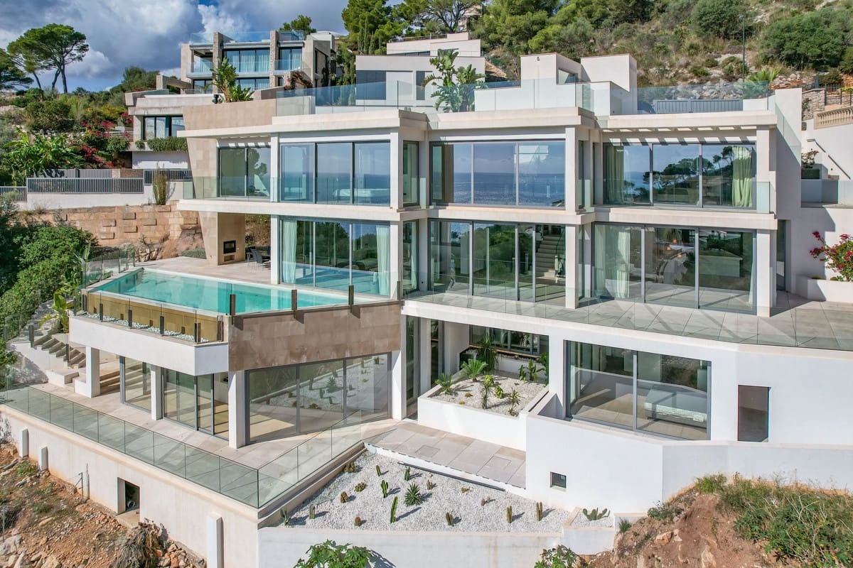 4 soveværelse Villa til salg i Canyamel med swimmingpool - € 4.900.000 (Ref: 6994270)