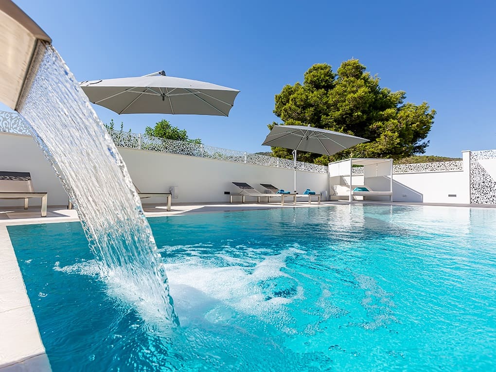 4 soveværelse Villa til salg i Portals Nous med swimmingpool - € 3.699.000 (Ref: 7413366)