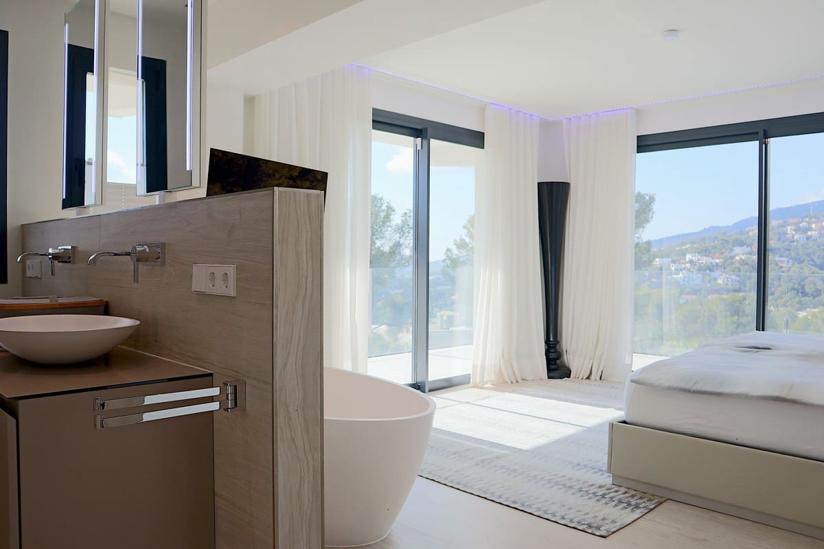 4 soveværelse Villa til salg i Portals Nous med swimmingpool - € 3.699.000 (Ref: 7413366)