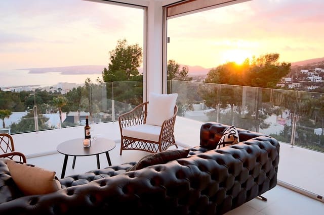 4 sypialnia Willa na sprzedaż w Portals Nous, Calvià z basenem - 3 699 000 € (Ref: 7413366)