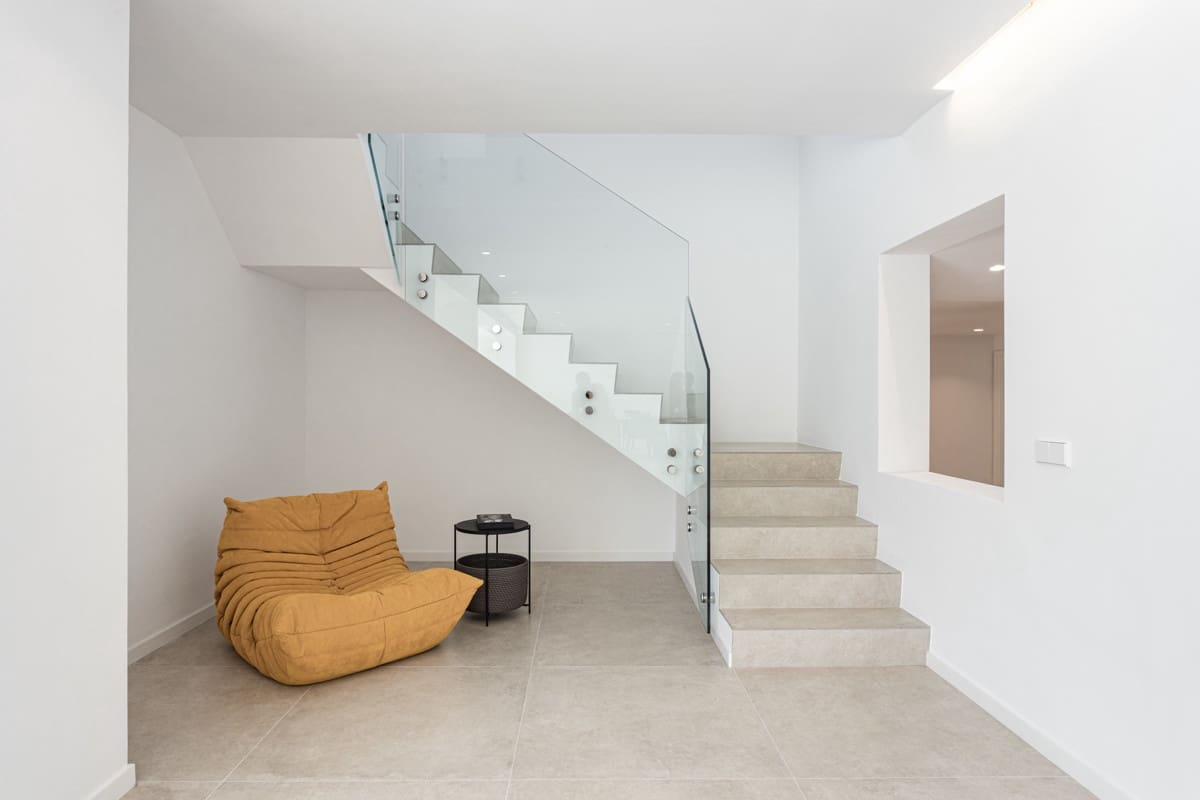 6 bedroom Villa for sale in Santa Ponsa with pool - € 4,495,000 (Ref: 7857715)