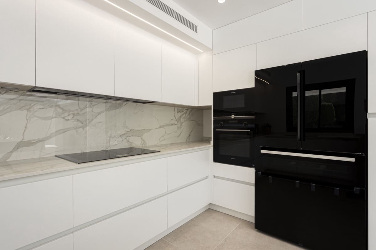 6 bedroom Villa for sale in Santa Ponsa with pool - € 4,495,000 (Ref: 7857715)