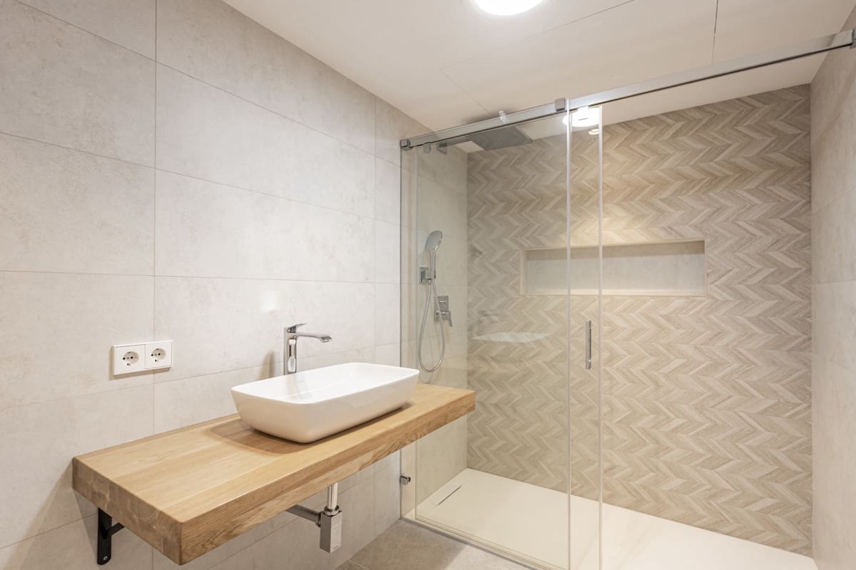 6 bedroom Villa for sale in Santa Ponsa with pool - € 4,495,000 (Ref: 7857715)