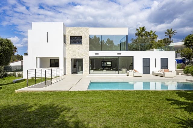 6 bedroom Villa for sale in Santa Ponsa, Calvià with pool - € 4,495,000 (Ref: 7857715)