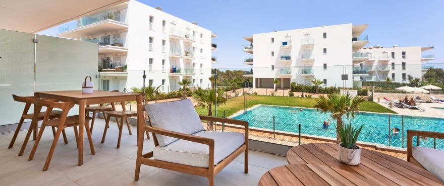 2 bedroom Flat for sale in Cala d'Or with pool garage - € 430,000 (Ref: 8053640)