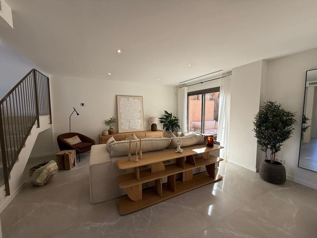 3 bedroom Terraced Villa for sale in Esporles with pool - € 855,000 (Ref: 8121274)