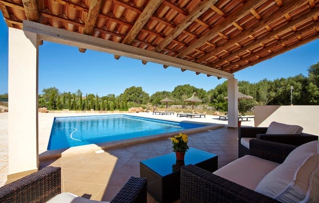 5 soverom Finca/Herregård til salgs i Santanyí med svømmebasseng - € 1 950 000 (Ref: 8121276)