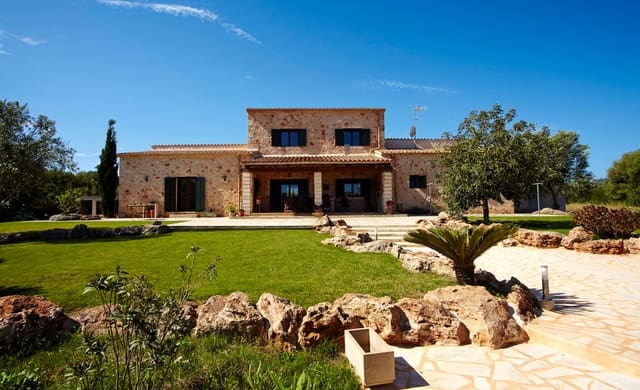 5 soverom Finca/Herregård til salgs i Santanyí med svømmebasseng - € 1 950 000 (Ref: 8121276)