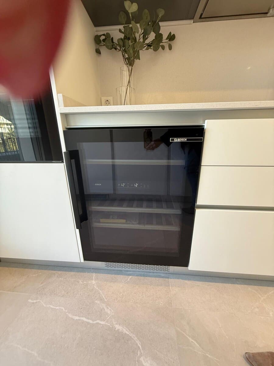 Piso de 2 habitaciones en Palmanova en venta con piscina garaje - 673.000 € (Ref: 8183685)