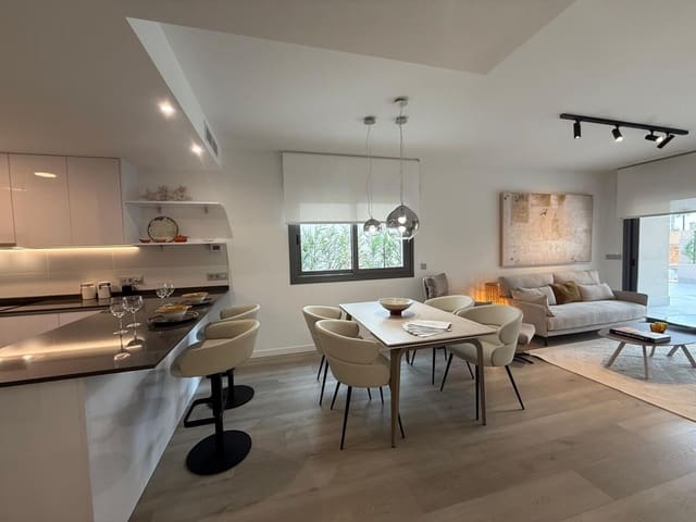 2 soveværelse Lejlighed til salg i Colonia de Sant Jordi, Ses Salines med swimmingpool - € 690.000 (Ref: 8190214)