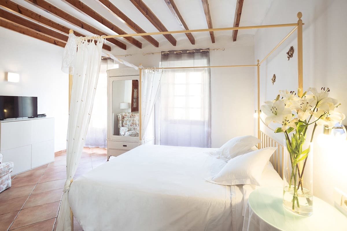 8 soveværelse Hotel til salg i Estellenchs - € 2.500.000 (Ref: 8445033)