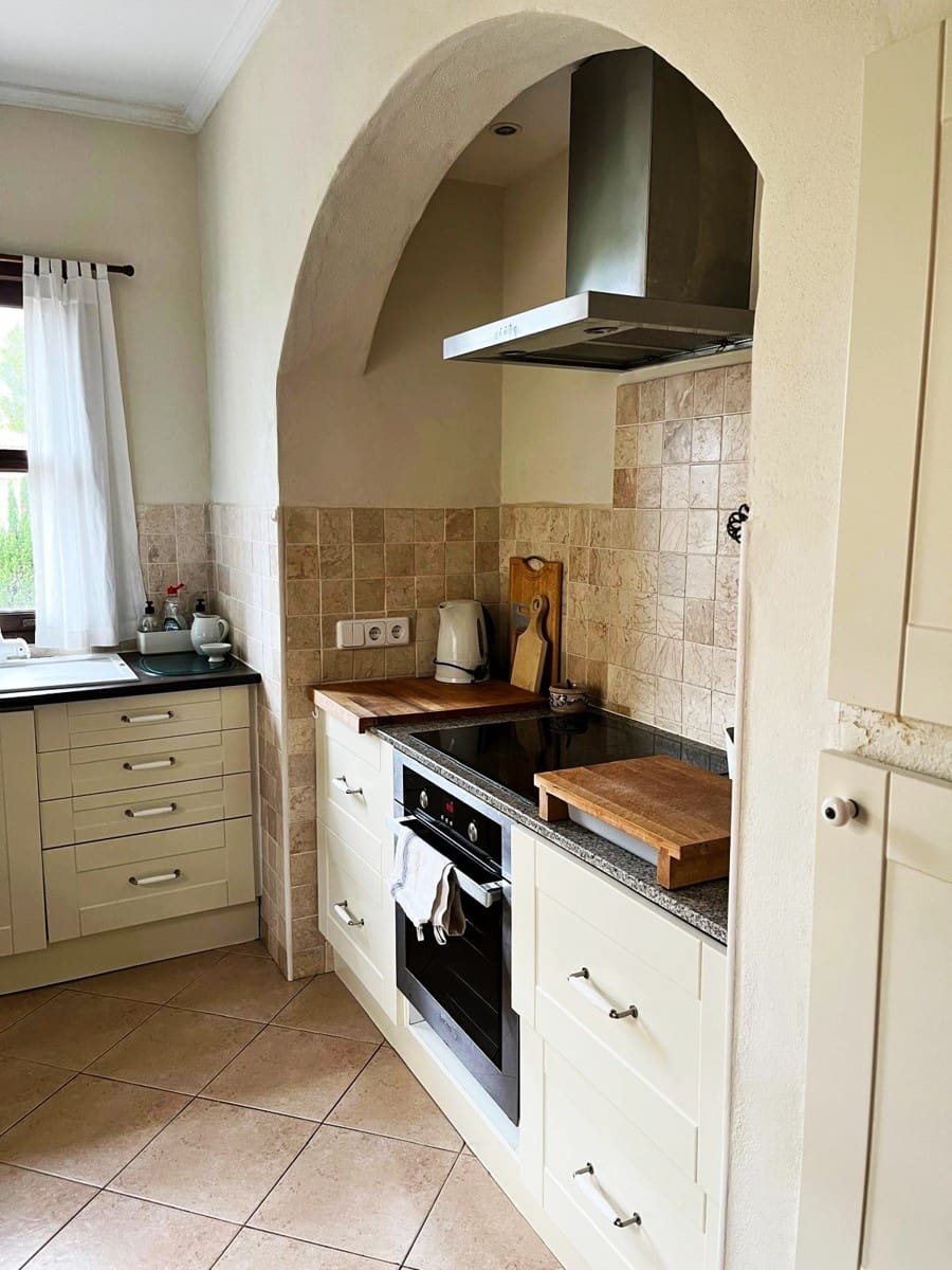 5 soveværelse Villa til salg i Costa de los Pinos med swimmingpool - € 1.950.000 (Ref: 8446695)