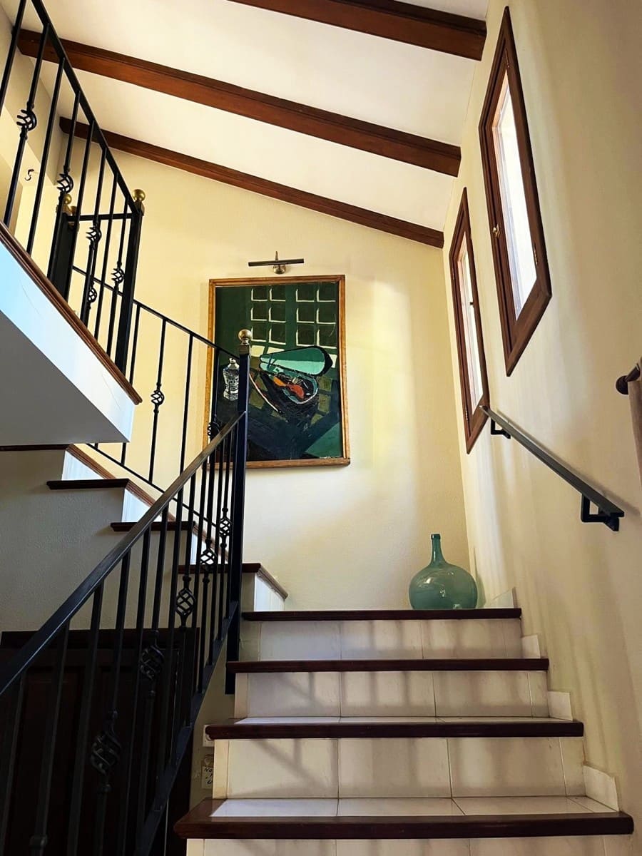 5 soveværelse Villa til salg i Costa de los Pinos med swimmingpool - € 1.950.000 (Ref: 8446695)