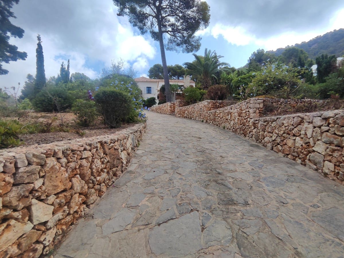 5 soveværelse Villa til salg i Costa de los Pinos med swimmingpool - € 1.950.000 (Ref: 8446695)