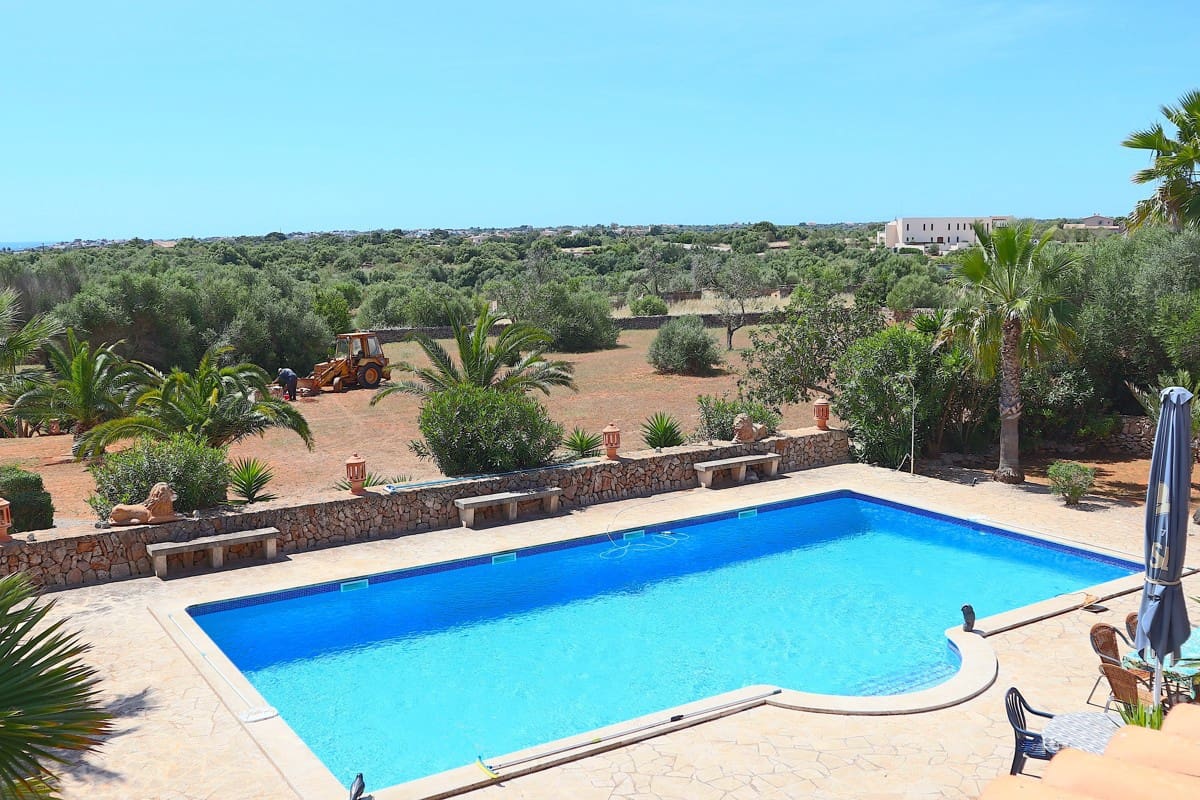 6 soverom Finca/Herregård til salgs i Santanyi med svømmebasseng - € 3 300 000 (Ref: 8493174)