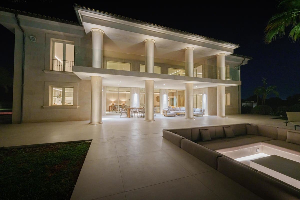 7 sovrum Villa till salu i Es Llombards med pool - 5 750 000 € (Ref: 8692158)