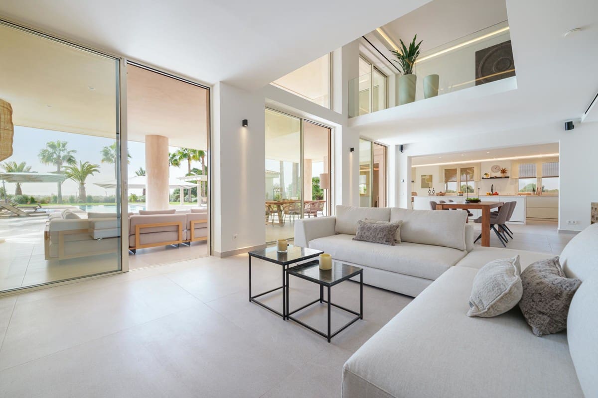 7 sovrum Villa till salu i Es Llombards med pool - 5 750 000 € (Ref: 8692158)