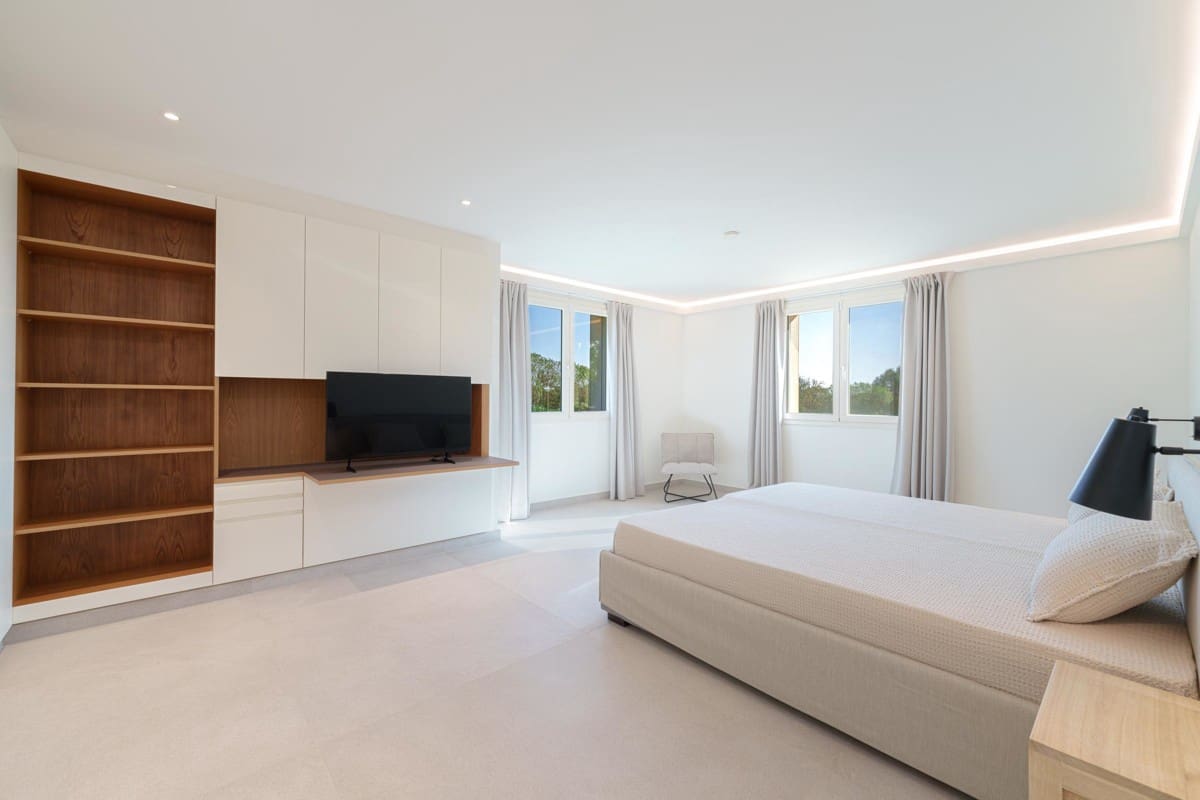 7 sovrum Villa till salu i Es Llombards med pool - 5 750 000 € (Ref: 8692158)