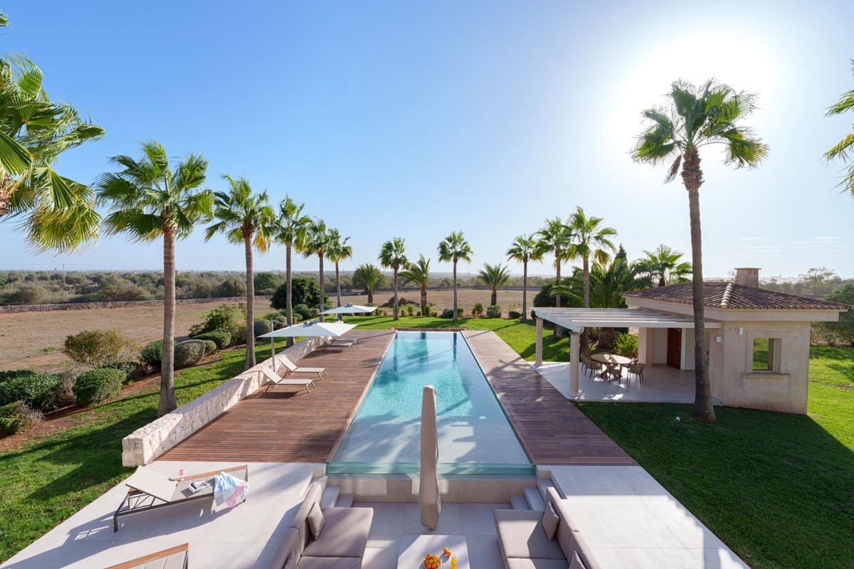 7 sovrum Villa till salu i Es Llombards med pool - 5 750 000 € (Ref: 8692158)