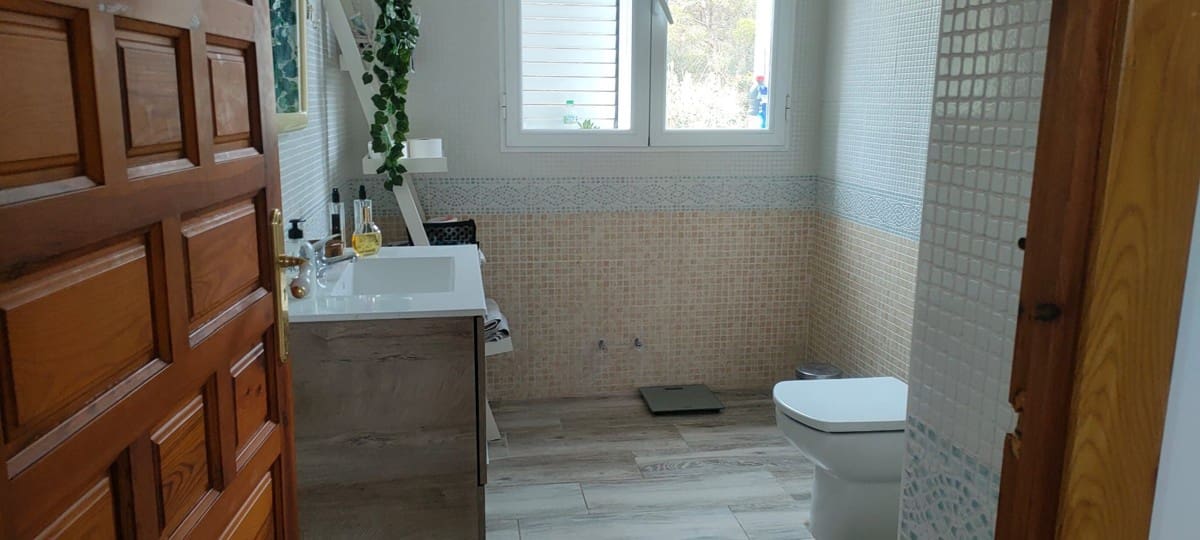 4 soveværelse Villa til salg i Son Ferrer med swimmingpool - € 895.000 (Ref: 8759495)