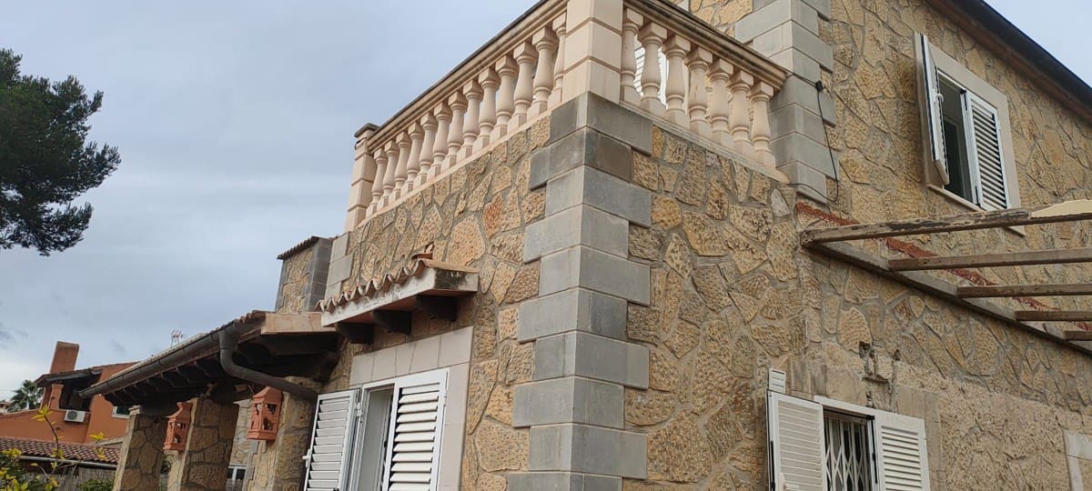 4 soveværelse Villa til salg i Son Ferrer med swimmingpool - € 895.000 (Ref: 8759495)