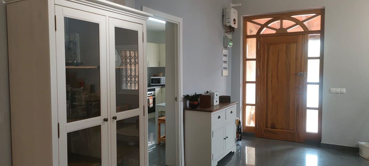 4 soveværelse Villa til salg i Son Ferrer med swimmingpool - € 895.000 (Ref: 8759495)