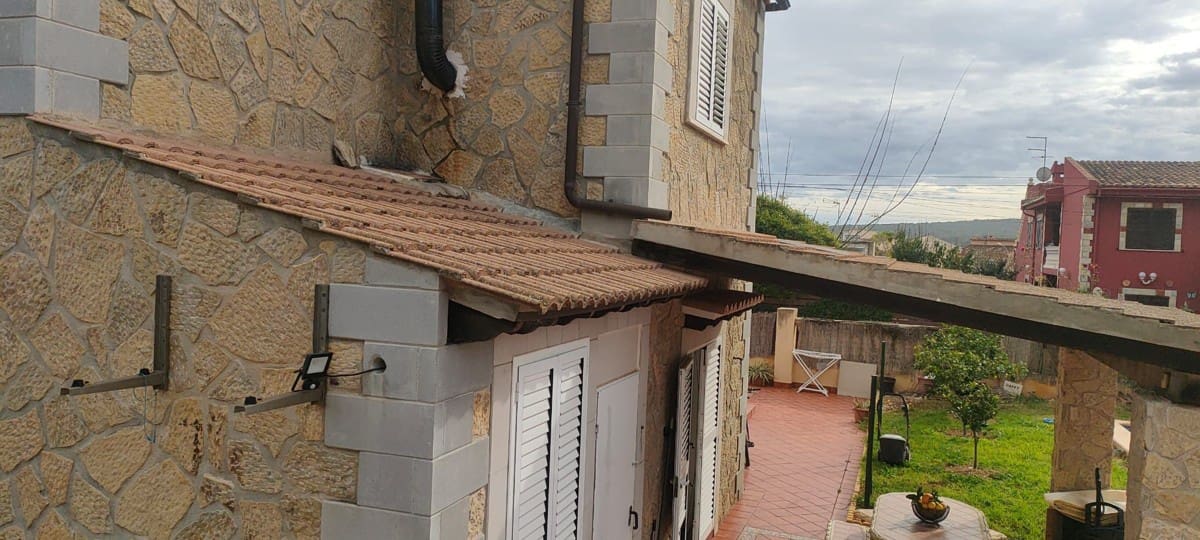 4 soveværelse Villa til salg i Son Ferrer med swimmingpool - € 895.000 (Ref: 8759495)