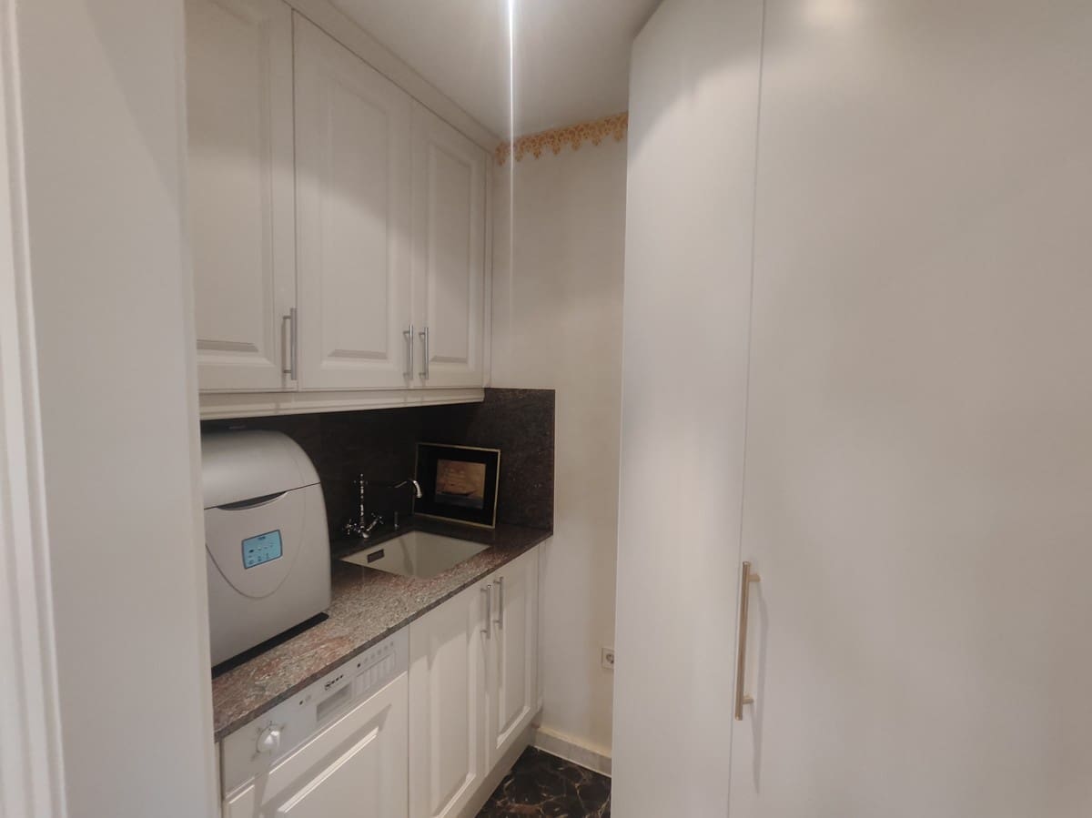 4 soveværelse Villa til salg i Costa de la Calma med swimmingpool - € 2.550.000 (Ref: 8778955)