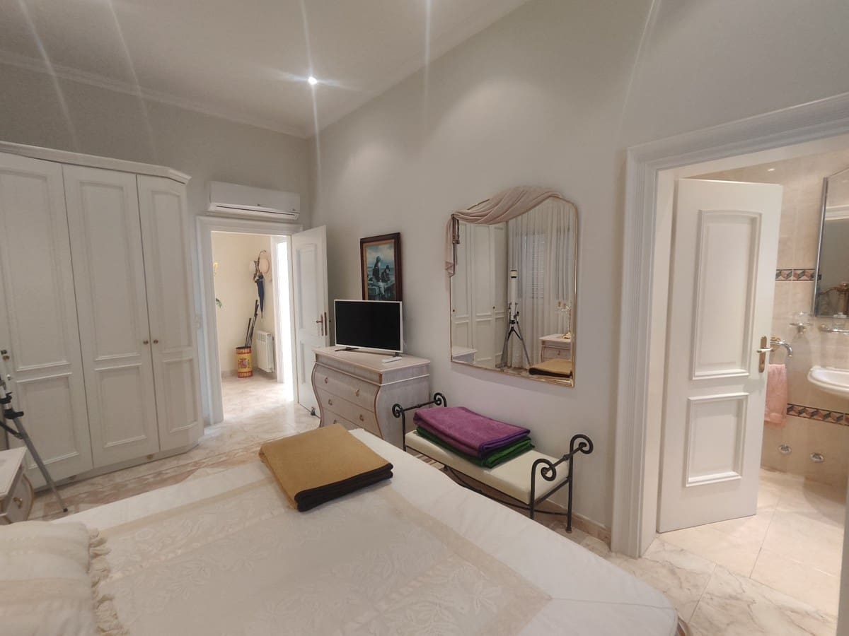 4 soveværelse Villa til salg i Costa de la Calma med swimmingpool - € 2.550.000 (Ref: 8778955)