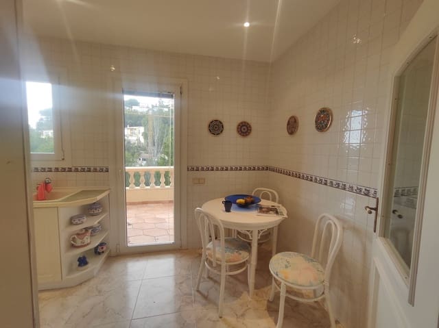 4 soveværelse Villa til salg i Costa de la Calma, Calvià med swimmingpool - € 2.550.000 (Ref: 8778955)