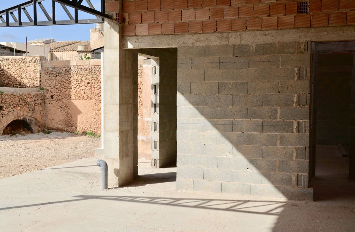 Rakentamaton maa myytävänä paikassa Llucmajor - 750 000 € (Ref: 8780803)