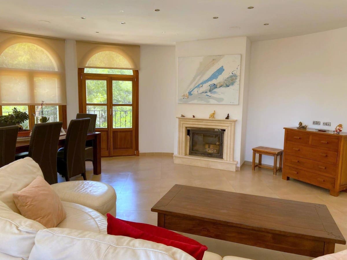 5 bedroom Villa for sale in Peguera / Paguera with pool - € 1,599,000 (Ref: 8785415)