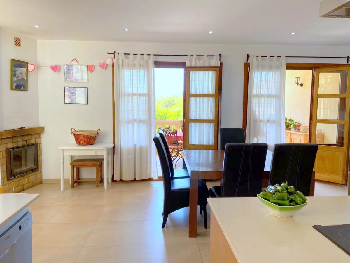 5 bedroom Villa for sale in Peguera / Paguera with pool - € 1,599,000 (Ref: 8785415)