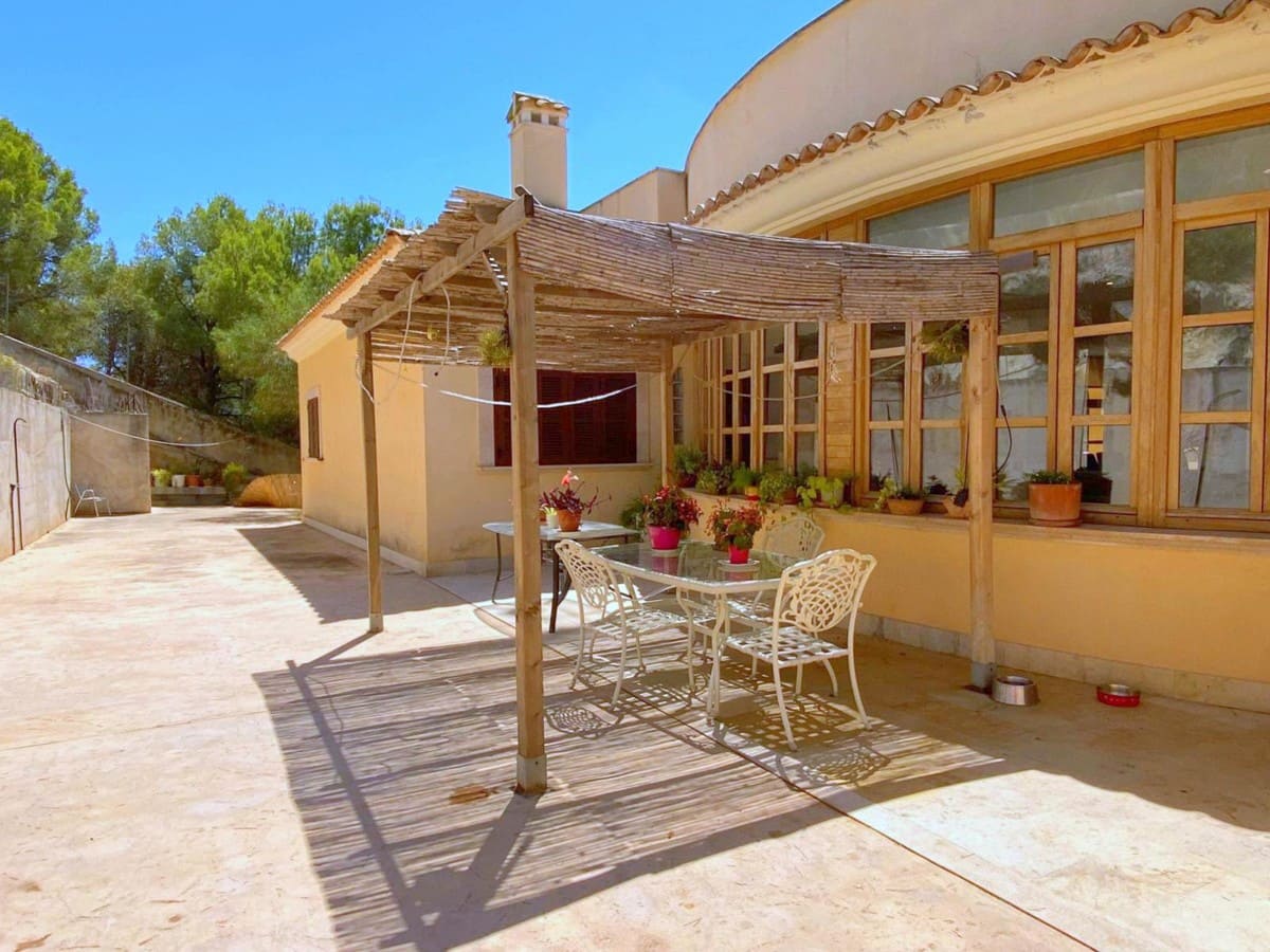 5 bedroom Villa for sale in Peguera / Paguera with pool - € 1,599,000 (Ref: 8785415)