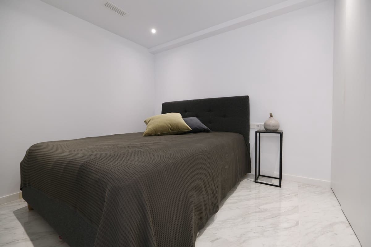 2 bedroom Flat for sale in Portals Nous - € 1,100,000 (Ref: 8788810)