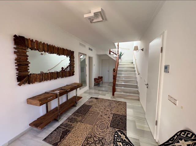 4 chambre Villa/Maison à vendre à Santa Ponsa, Calvià avec piscine - 3 650 000 € (Ref: 8788811)