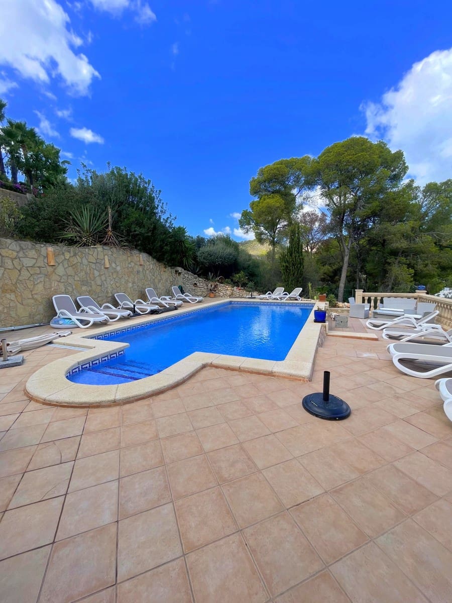 4 chambre Appartement à vendre à Peguera / Paguera - 890 000 € (Ref: 8800480)