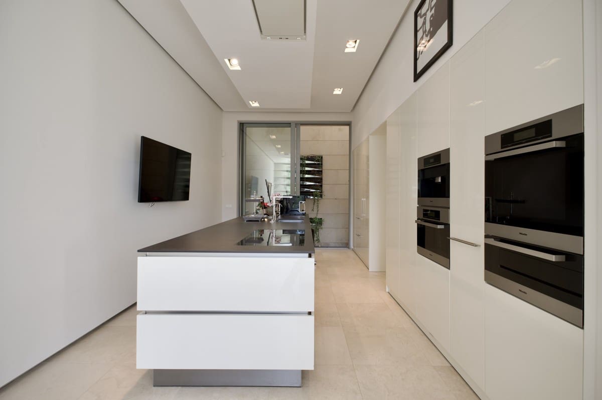 5 bedroom Villa for sale in Son Vida with pool - € 9,900,000 (Ref: 8803925)