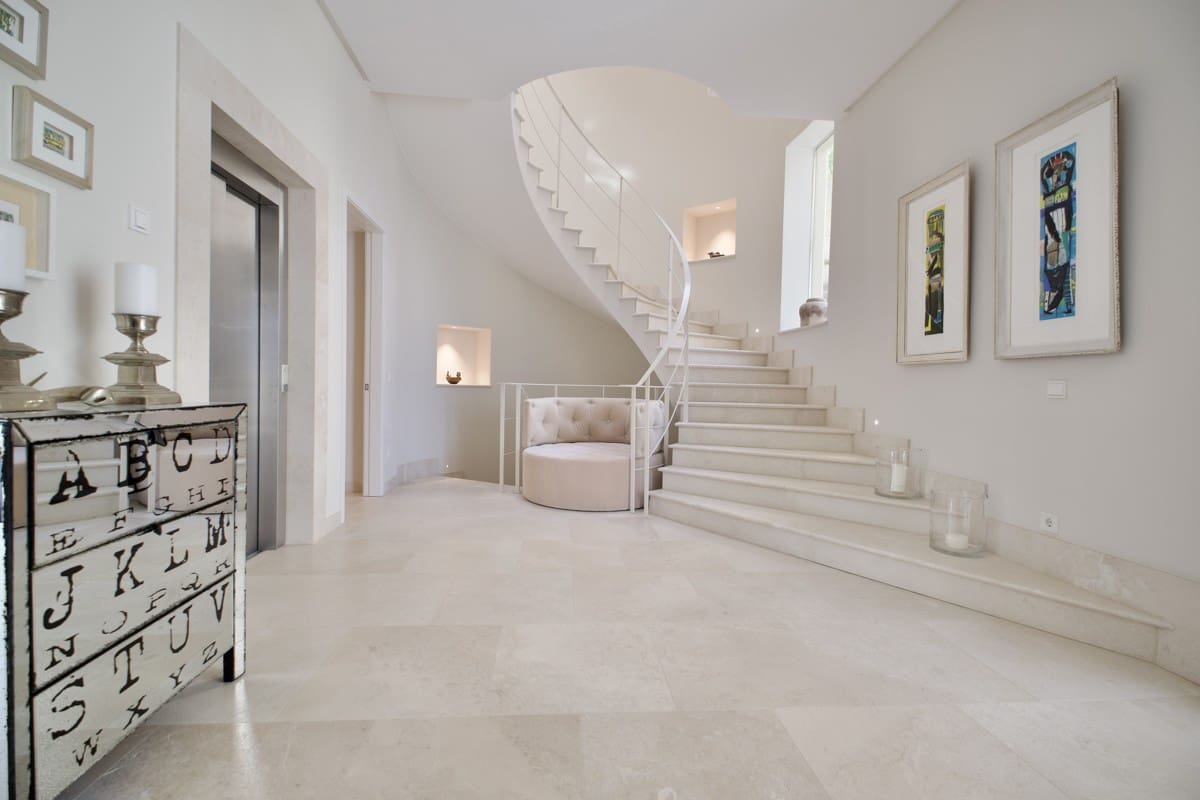 5 bedroom Villa for sale in Son Vida with pool - € 9,900,000 (Ref: 8803925)