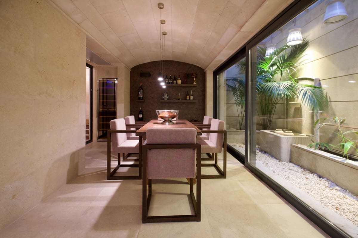 5 bedroom Villa for sale in Son Vida with pool - € 9,900,000 (Ref: 8803925)