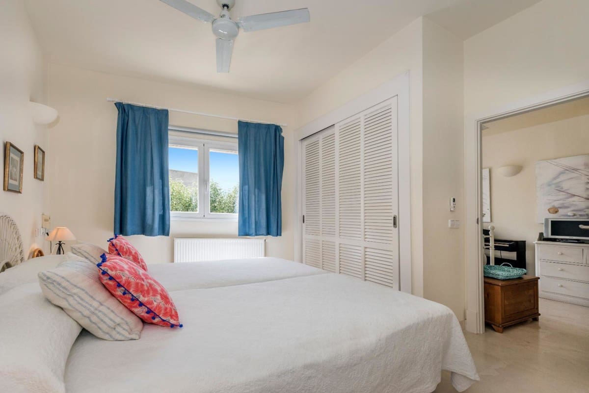 Chalet de 5 habitaciones en Sol de Mallorca en alquiler con piscina - 9.500 € (Ref: 8811950)