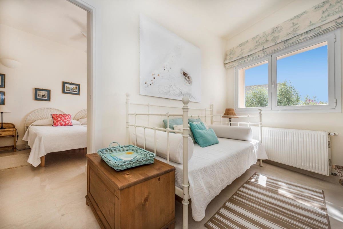 Chalet de 5 habitaciones en Sol de Mallorca en alquiler con piscina - 9.500 € (Ref: 8811950)