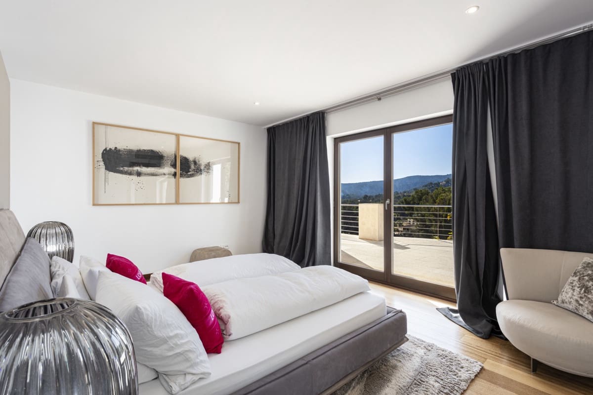 6 soveværelse Villa til salg i Son Vida med swimmingpool - € 6.850.000 (Ref: 8830502)