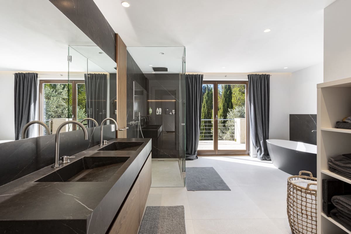 6 soveværelse Villa til salg i Son Vida med swimmingpool - € 6.850.000 (Ref: 8830502)