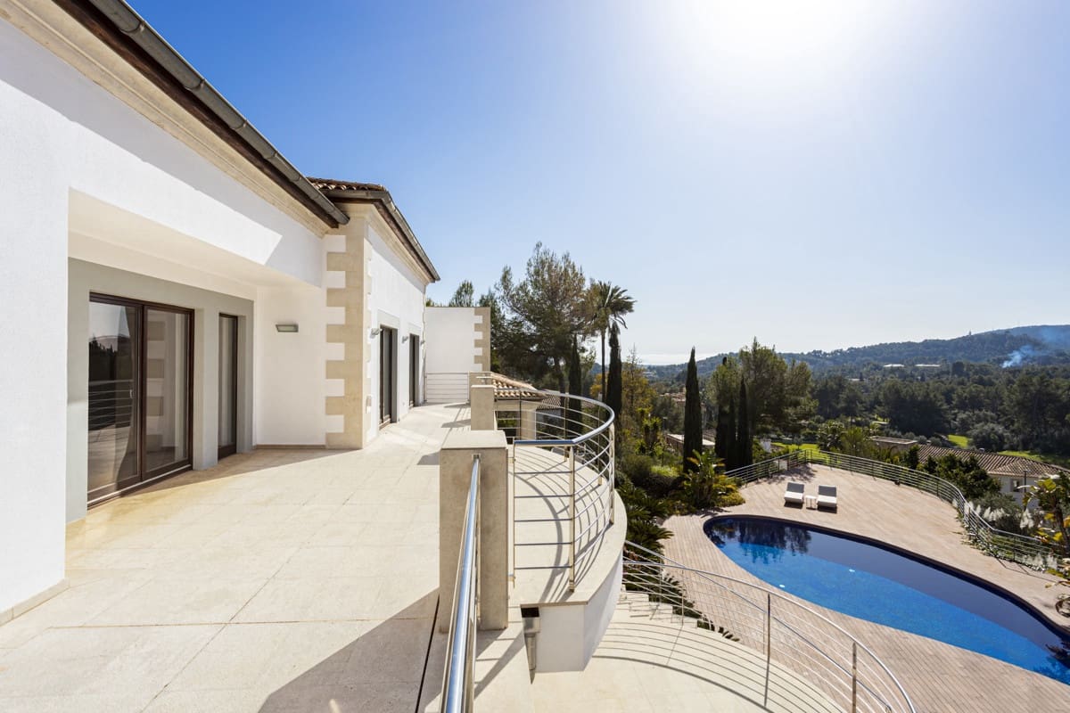 6 soveværelse Villa til salg i Son Vida med swimmingpool - € 6.850.000 (Ref: 8830502)