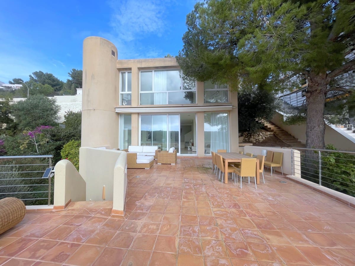 5 slaapkamer Villa te huur in Sol de Mallorca met zwembad - € 12.500 (Ref: 8840324)