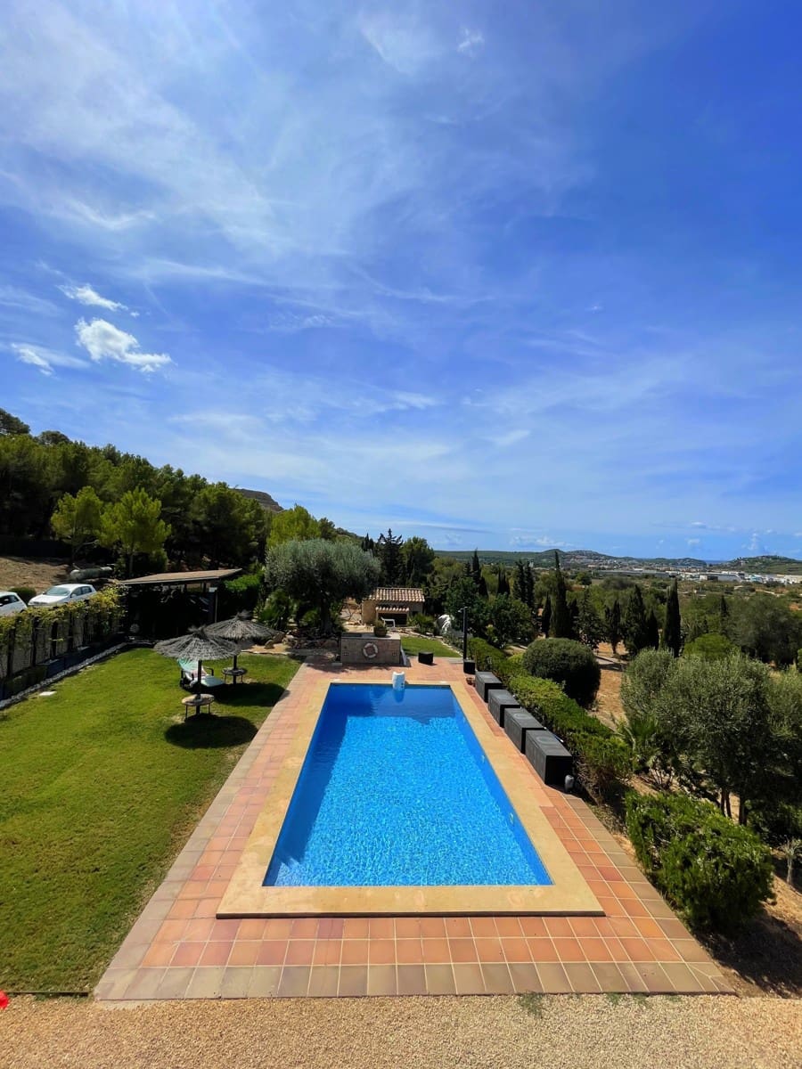 4 soveværelse Finca/Landehus til salg i Calvia med swimmingpool - € 2.170.000 (Ref: 8840327)