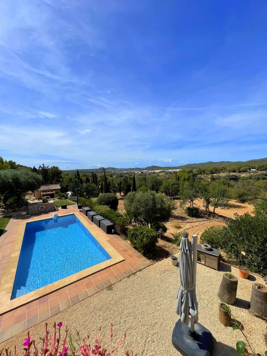 4 soveværelse Finca/Landehus til salg i Calvia med swimmingpool - € 2.170.000 (Ref: 8840327)